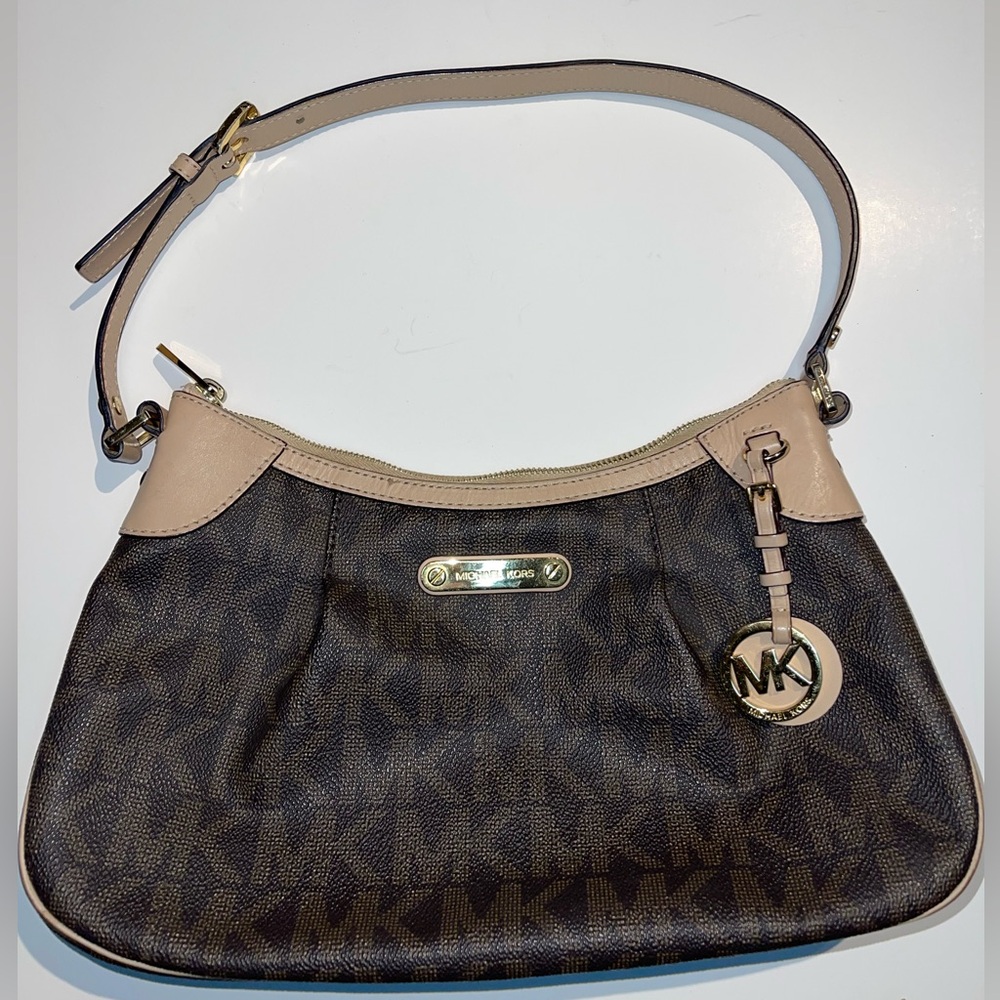 Michael Kors Handbag 🤎